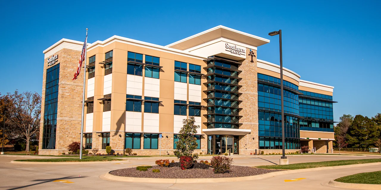 Southern Bank Poplar Bluff - Oak Grove Branch