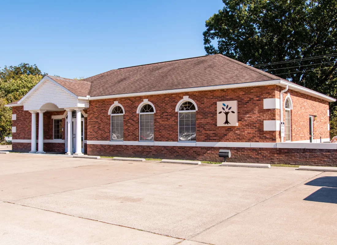Southern Bank building in Bloomfield, MO