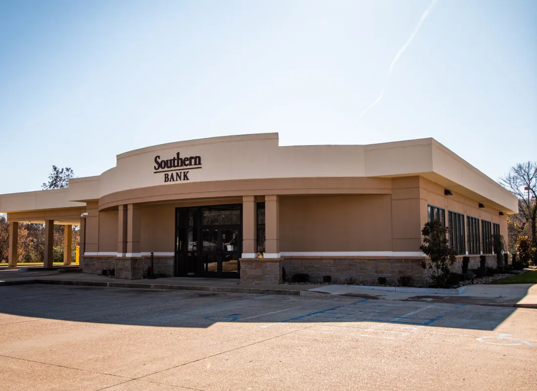 Southern Bank building in Doniphan, MO