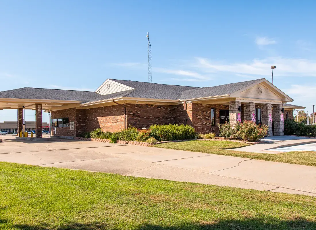Southern Bank building in Sikeston, MO