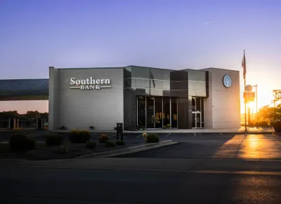 Southern Bank building in Rogersville, MO